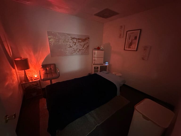 the red-glow massage room